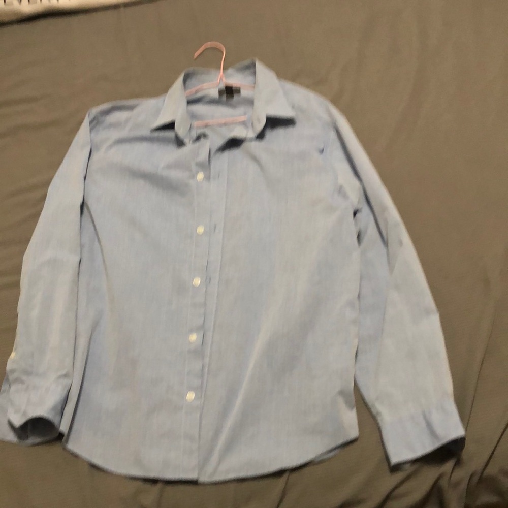 Men's blue long-sleeved shirt